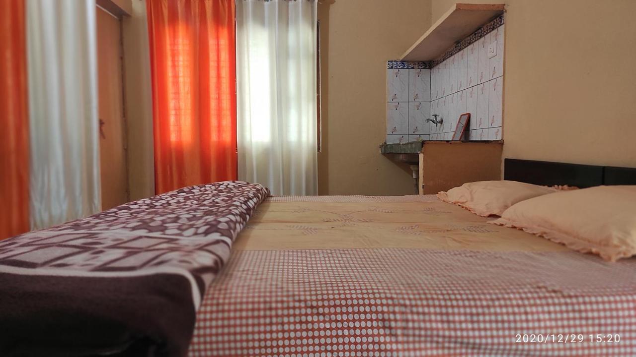 Yogi Home Stay Rishikesh Exterior photo